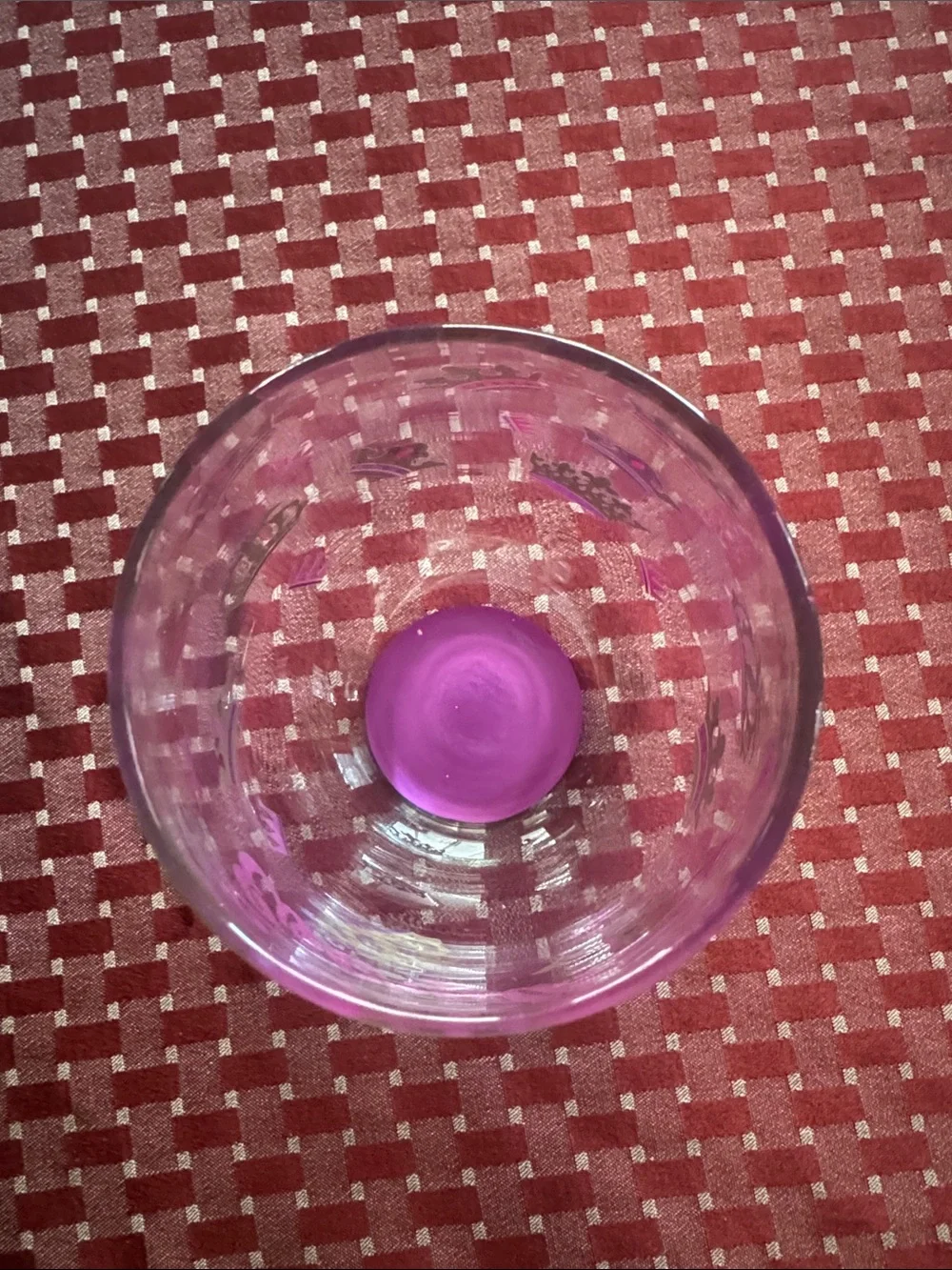 Source Unknown decorative stemless